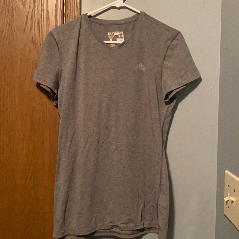 Men’s large tee shirt